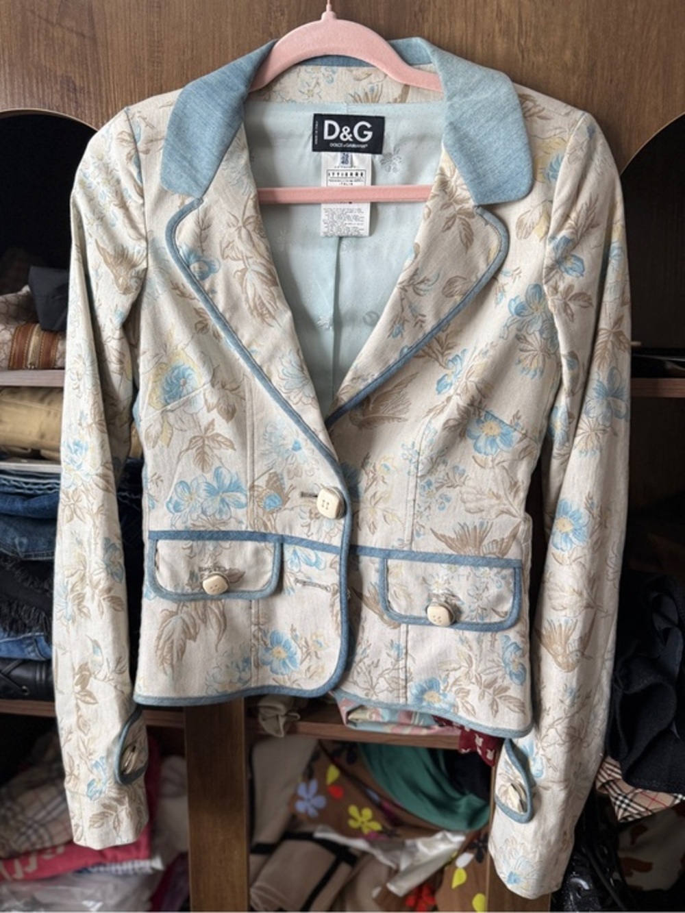D&G Women's Floral Cream & Light Blue Tailored Jacket